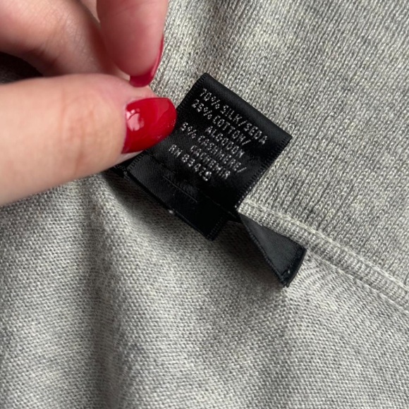 August Silk Cotton Cashmere Silk Blend Gray Cropped Ruffle Vintage Knit Cardigan - Picture 7 of 7